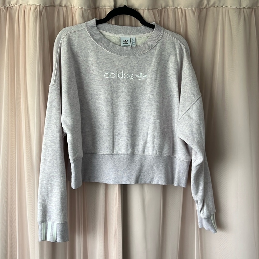 Adidas crewneck